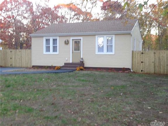 2nd image of 39 N Washington Ave