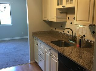 401 Cherry Hill Dr, Poughkeepsie, NY 12603