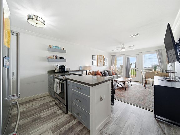 3rd image of 6300 Seawall Blvd Unit 8103