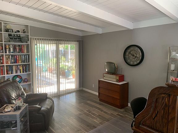 5th image of 121 E El Campo Ave