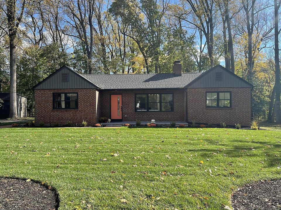 1st image of 145 Park Dr