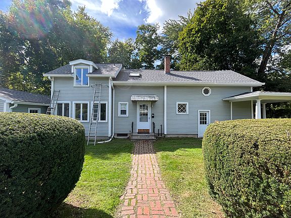 2nd image of 402 South St