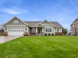 7219 Nantucket Dr SW, Byron Center, MI 49315