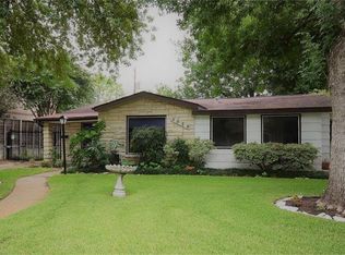 4026 Underwood St, Houston, TX 77025