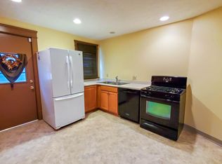 1056 W 22nd St, Erie, PA 16502