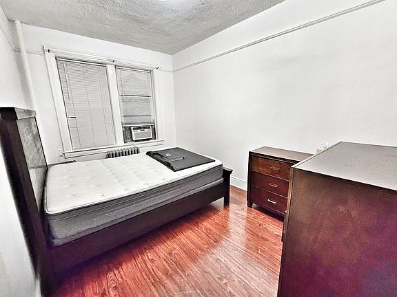 4th image of 41-27 67th St APT 1R
