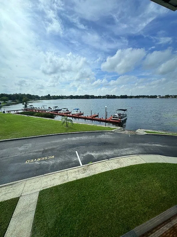 1 bed, 1.0 bath, 582 sqft, $1,750 — Photo 1