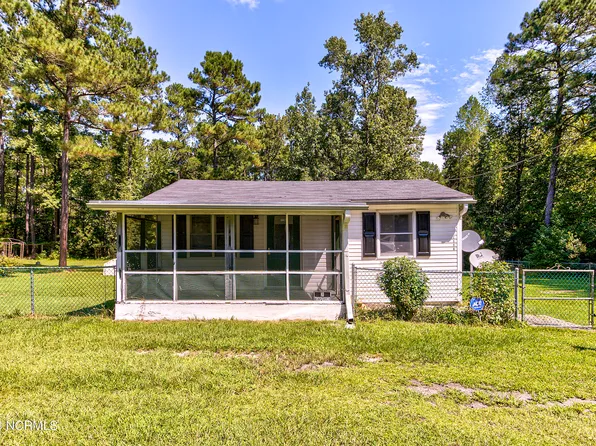 2506 Slocum Trail, Atkinson, NC 28421