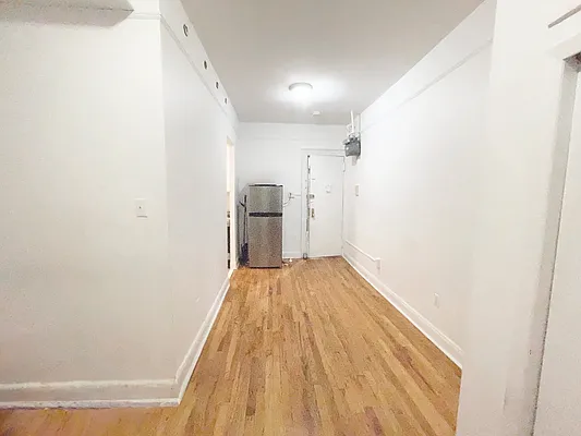 Rented by Esquire Management Corp | media 2