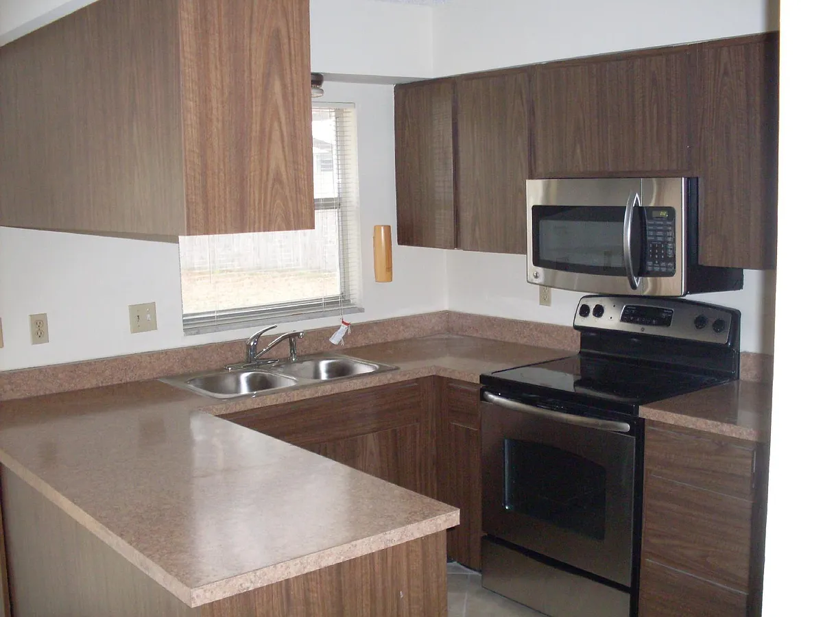 Building Photo - 4028 Teakwood Ln