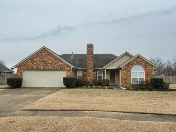 628 White Oak Dr, Marion, AR 72364