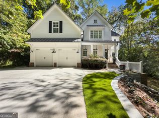 3929 Pineridge Rd SE, Smyrna, GA 30080