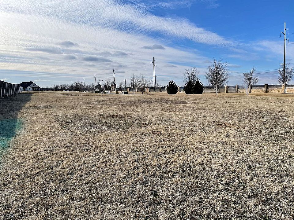 1st image of 4708 Fountain View Dr
