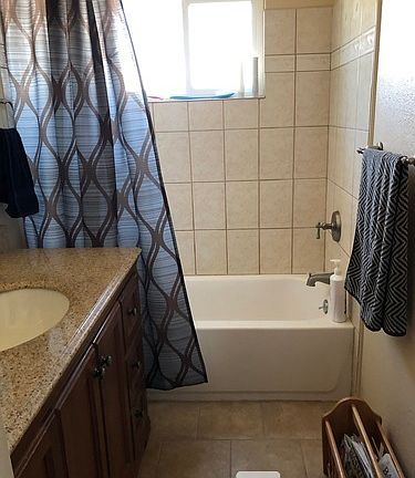 5th image of 601 McKee Dr