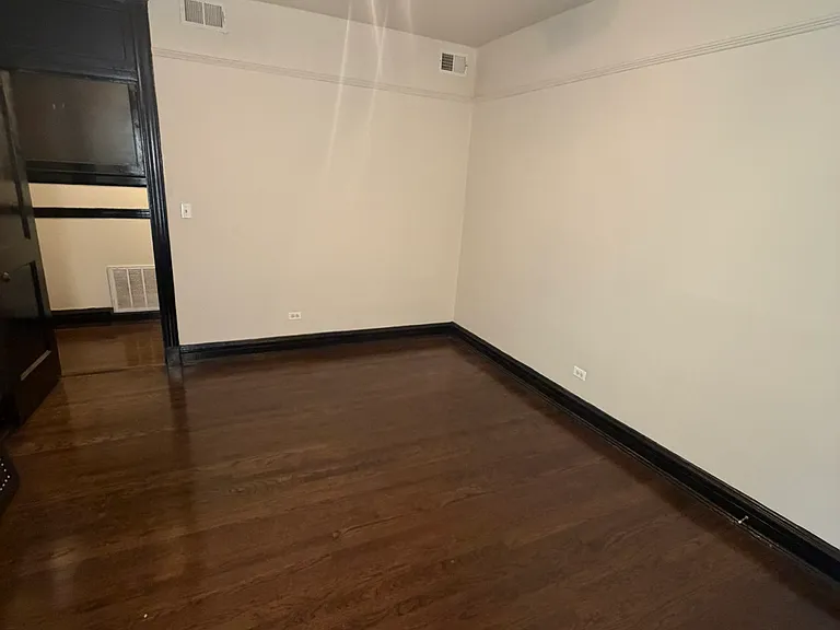 6402 S Harvard Ave #3 — Photo 2