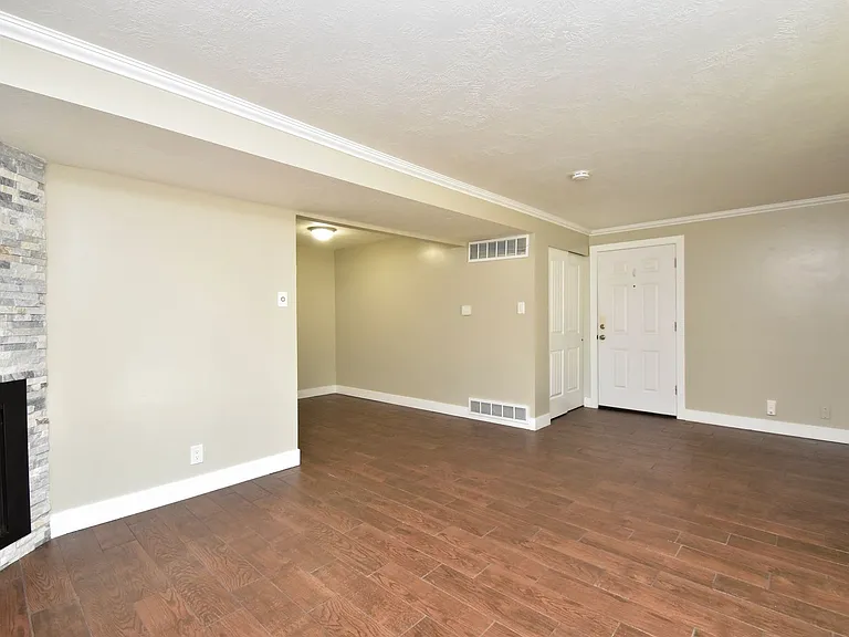 127 E 1100 N #3 — Photo 6