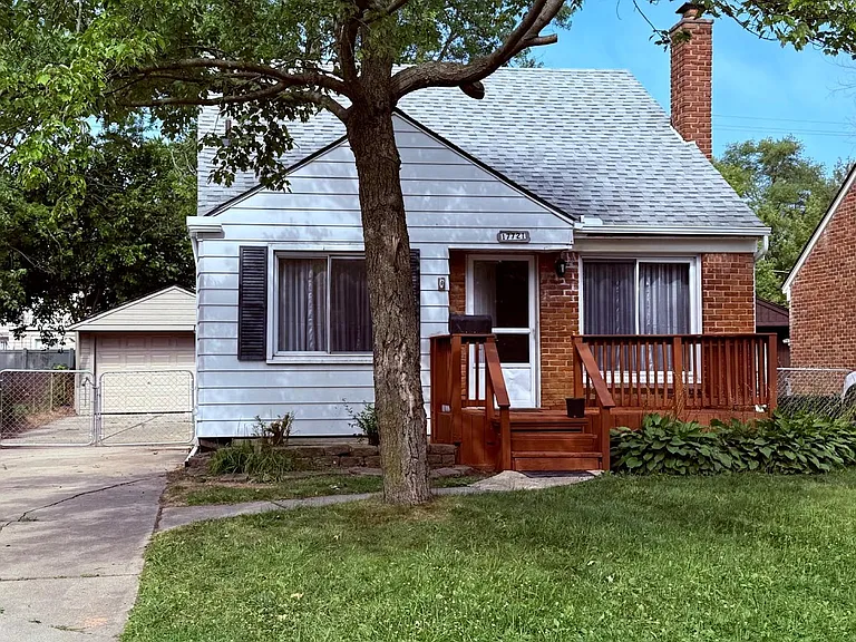 17721 Norborne — Photo 1