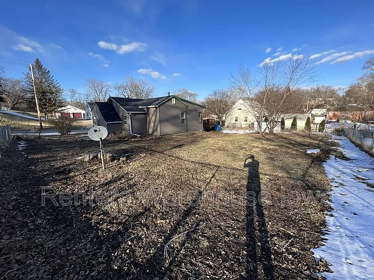 116 Park Ave — Photo 16