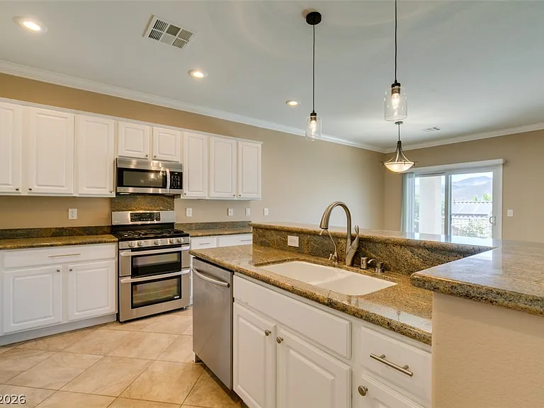 2154 Burtonsville Dr — Photo 8