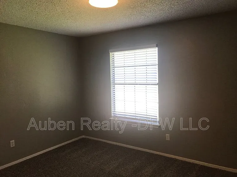509 S Beverly St #3 — Photo 9