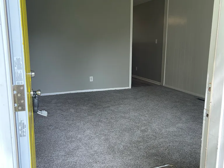 1843 Fleming Rd #1 — Photo 4