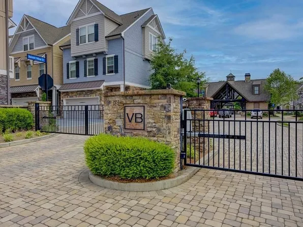 1072 Moorewood Ln SE, Smyrna, GA 30080