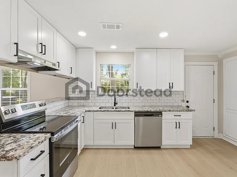 217 W Wilkins St — Photo 5