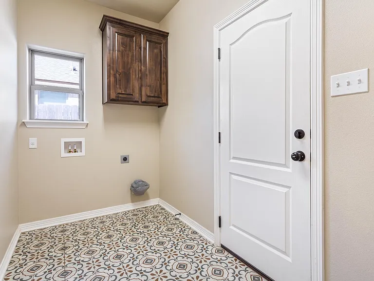 1657 Lacy Ridge Dr — Photo 31