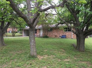 2707 James St, Decatur, TX 76234