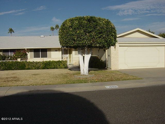 1st image of 10421 W Camelot Cir