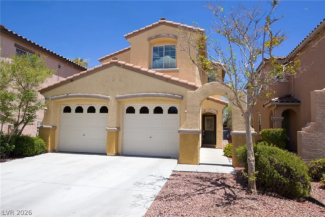 4 bed, 3.0 bath, 1901 sqft, $2,550 — Photo 1