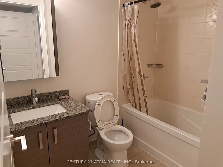 1 Uptown Dr #517 — Photo 4
