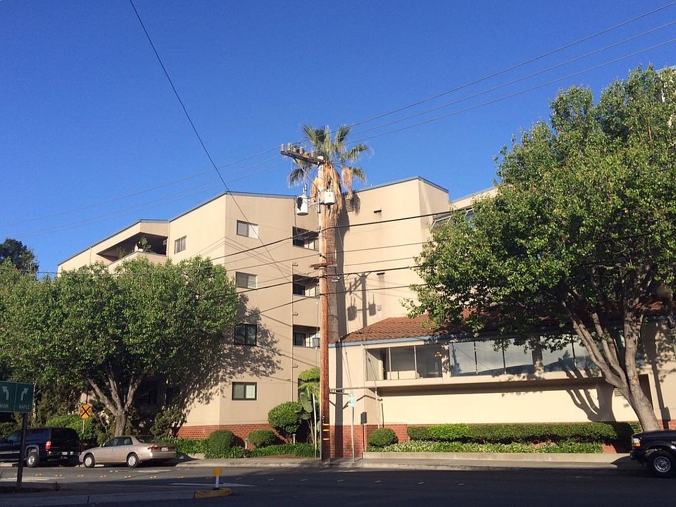1st image of 1090 Main St APT 208