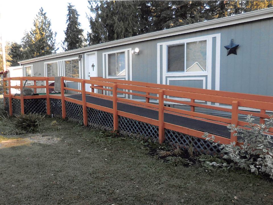 1st image of 19929 Steelhead Ct SE