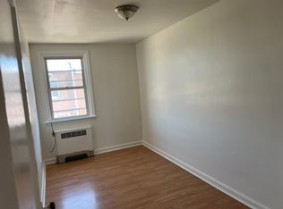 6855 Sylvester St FLOOR 2, Philadelphia, PA 19149