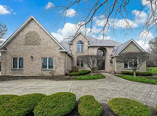 9150 Falling Waters Dr W, Burr Ridge, IL 60527