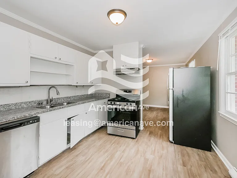 1447666_007_wm_-_kitchen_12979493.jpg