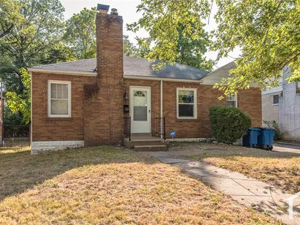 320 Henquin Dr, Saint Louis, MO 63135