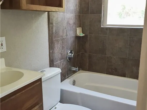 216 Elm St, Hurst, TX 76053