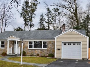 30 Richmond Hill Rd, Norwalk, CT 06854