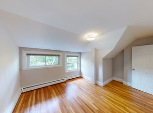 7 Devotion St, Brookline, MA 02446