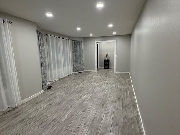 5th image of 3113 Tudor Rd