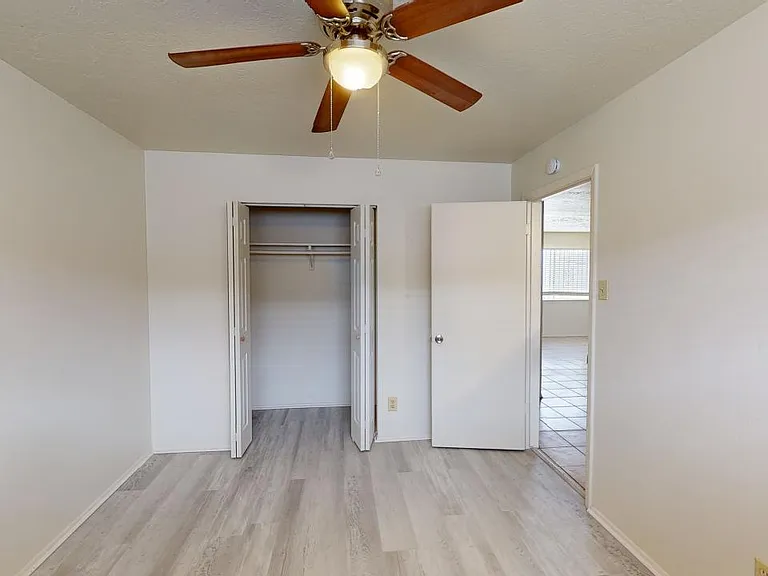 Renovated 2 Bedroom Patio Apts. in UNM South — Photo 10