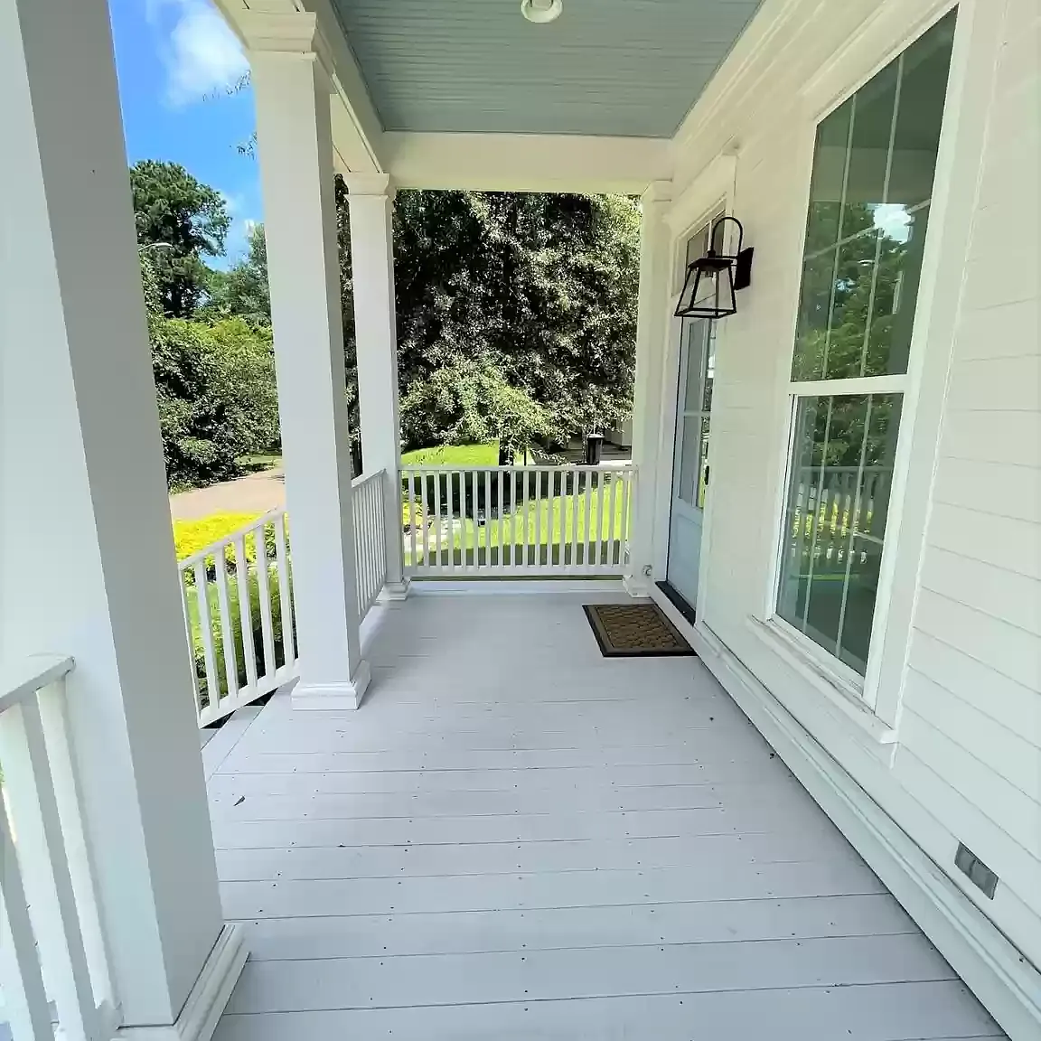 3 bed, 2.5 bath, 2194 sqft, $2,300 — Photo 2