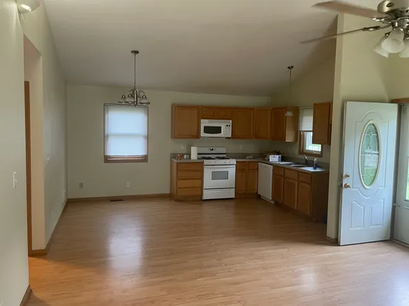 31023 75th Pl, Salem, WI 53168