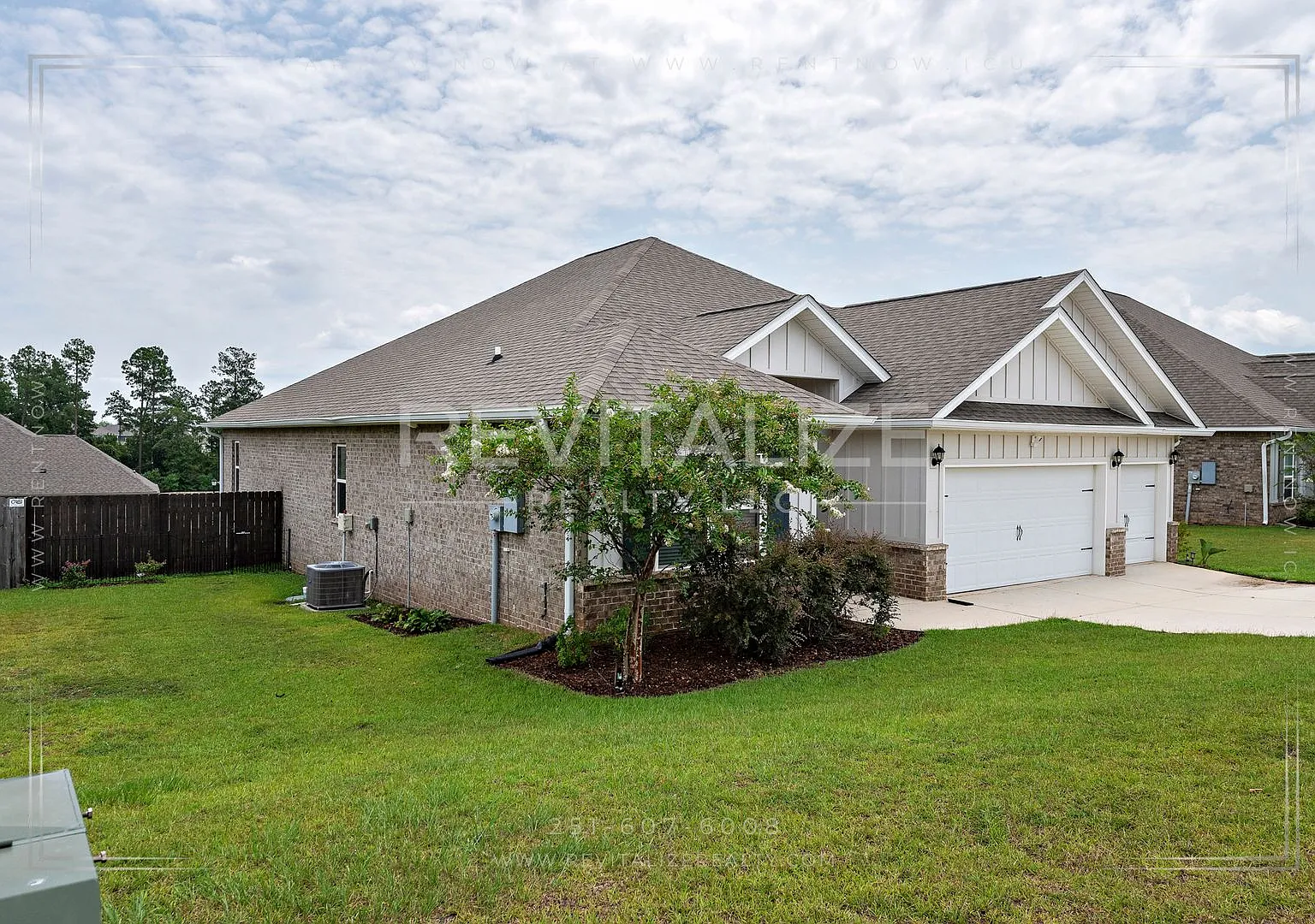 Spanish Fort 4BR/3BA ResortStyle Living! — Photo 4