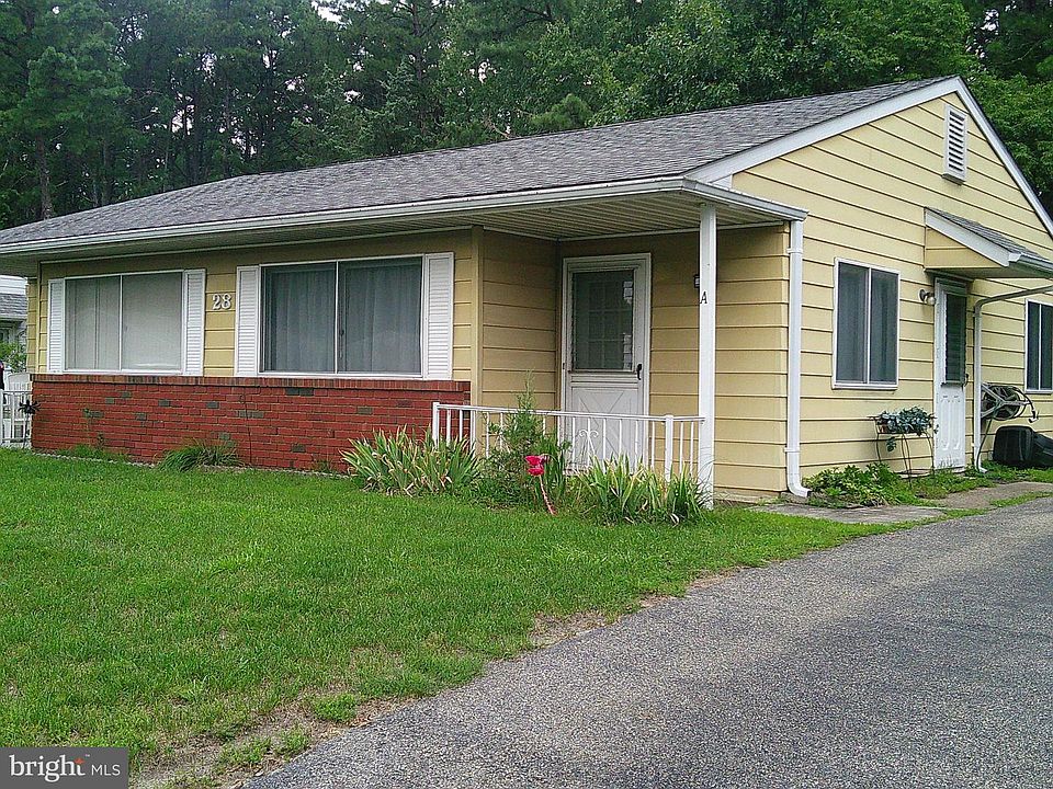 1st image of 28 Maine Ave #A