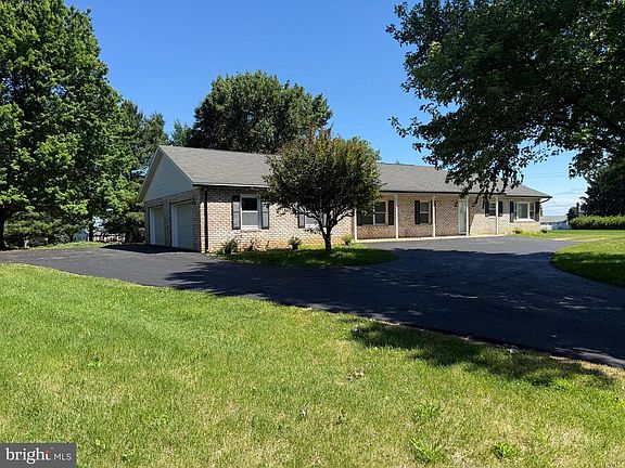 2nd image of 771 Plank Rd