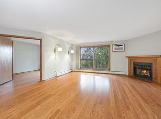 999 41st Ave NE APT 307, Columbia Heights, MN 55421