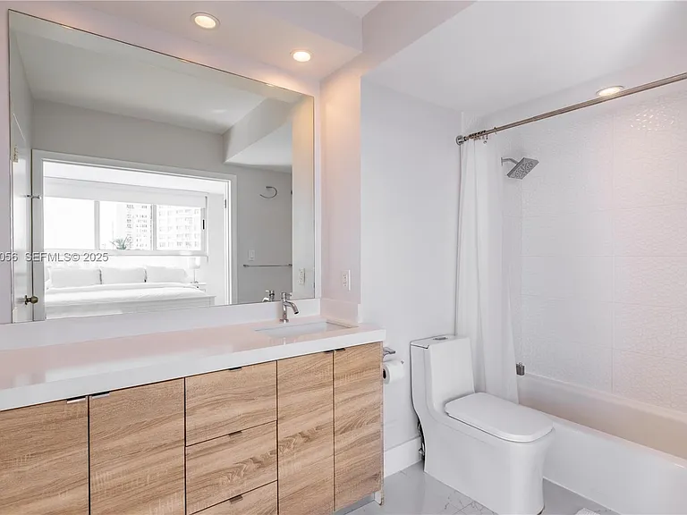 1200 West Ave #526 — Photo 16